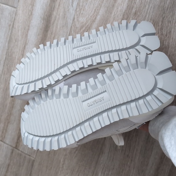 NIB Axel Arigato Sonar Sneakers - Picture 6 of 15